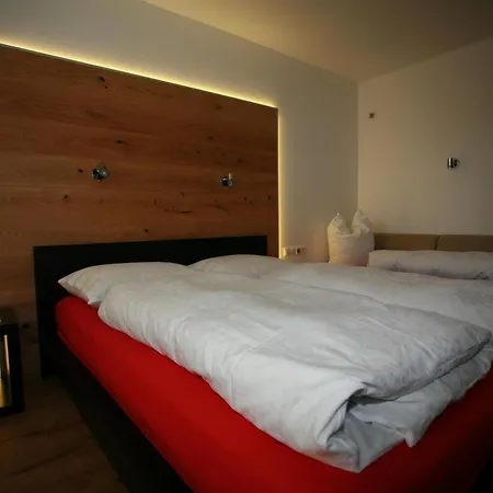 شقة Gemuetliche In Mit Terrasse Und Garten By Interhome *