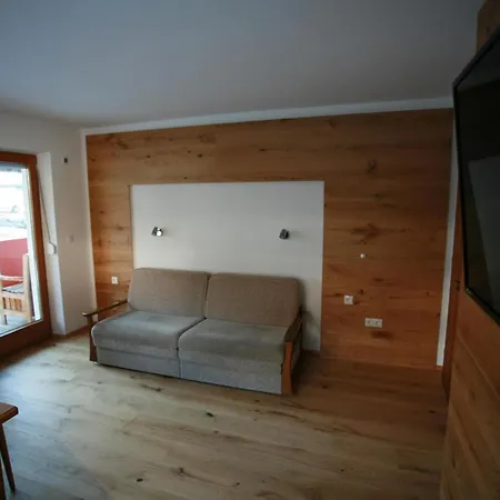 Gemuetliche In Mit Terrasse Und Garten By Interhome *
