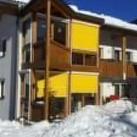 Gemuetliche In Mit Terrasse Und Garten By Interhome * ناودرس